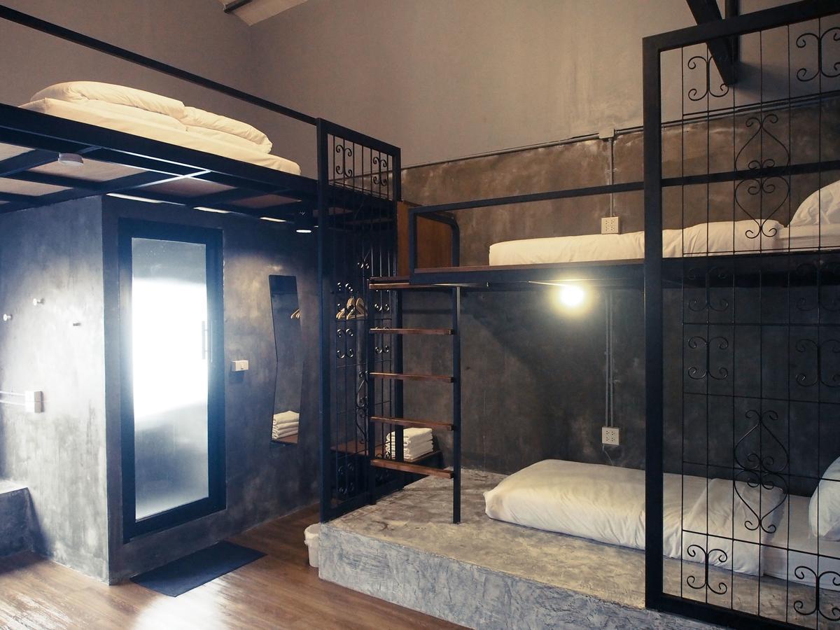 Silom Space Hostel Bangkok Habitación foto